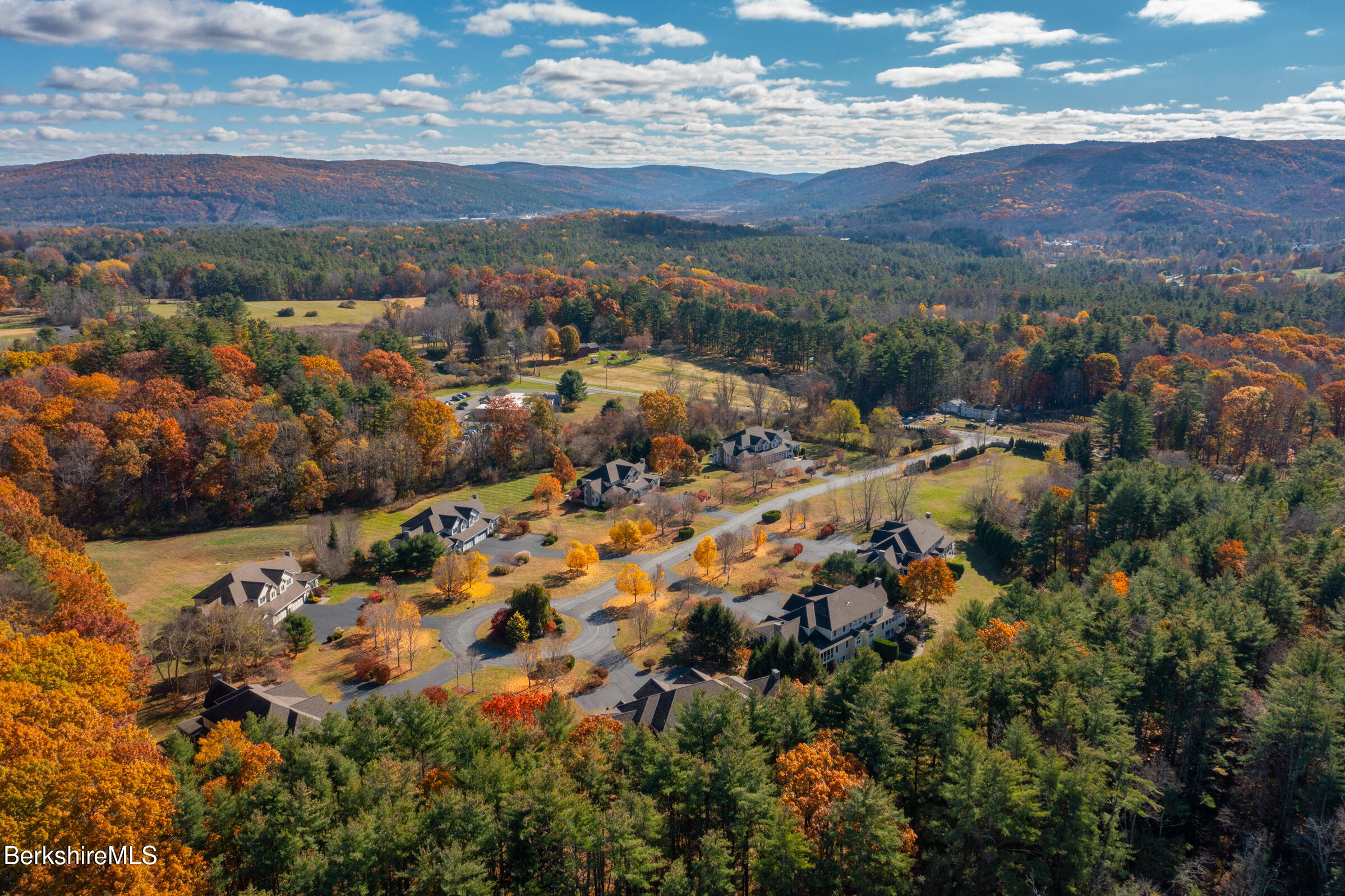 62 Stockbridge Terrace Lee, MA 01238 - Photo 48 of 49 a view of a city