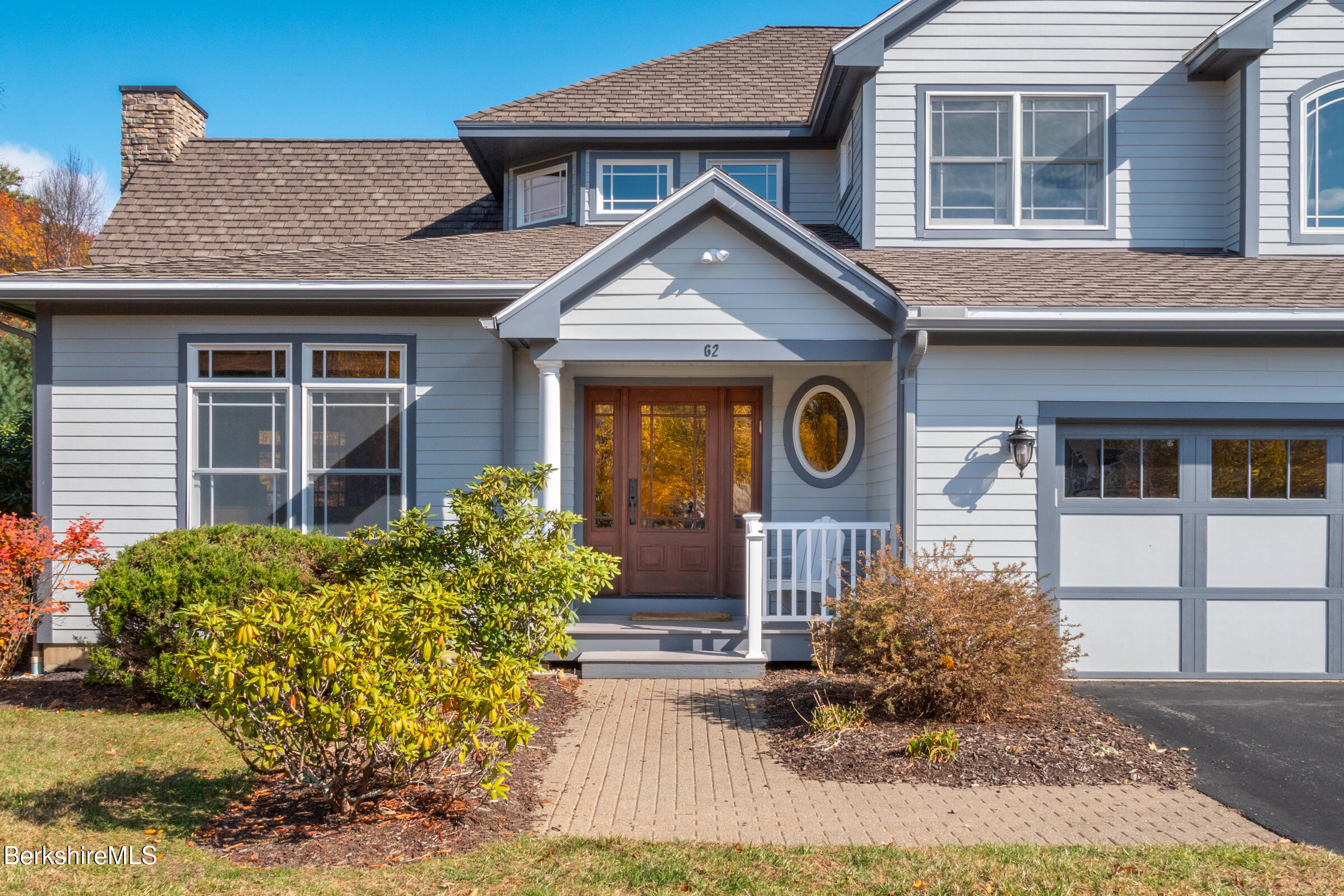 62 Stockbridge Terrace Lee, MA 01238 - Photo 5 of 49 a front view of a house with garden
