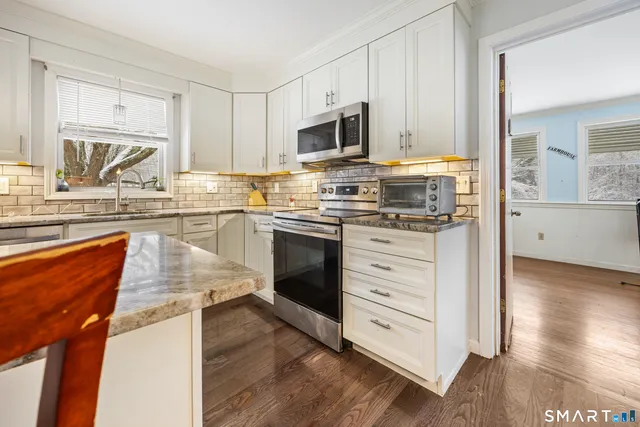 $449,900 | 130 Brierwood Drive, Watertown, CT 06795