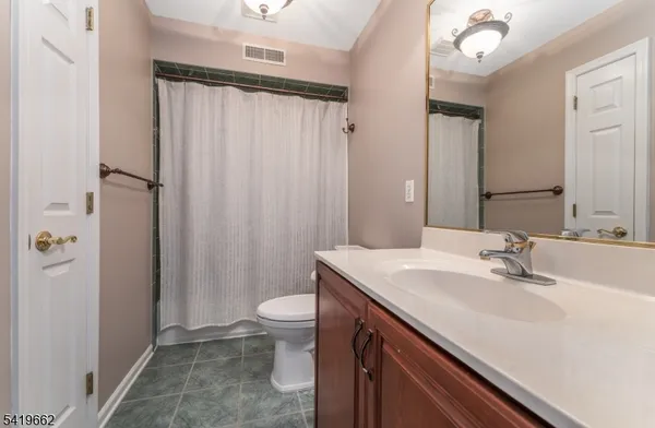 $1,047,000 | 34 Milestone Drive, Ringoes, NJ 08551