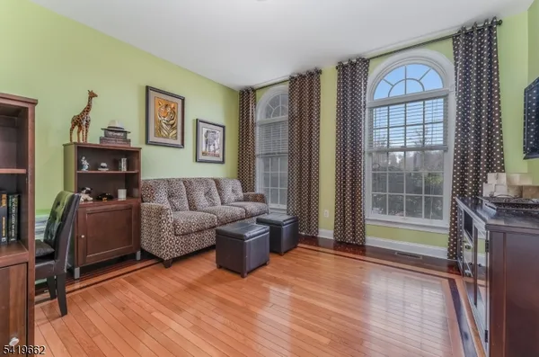 $1,047,000 | 34 Milestone Drive, Ringoes, NJ 08551