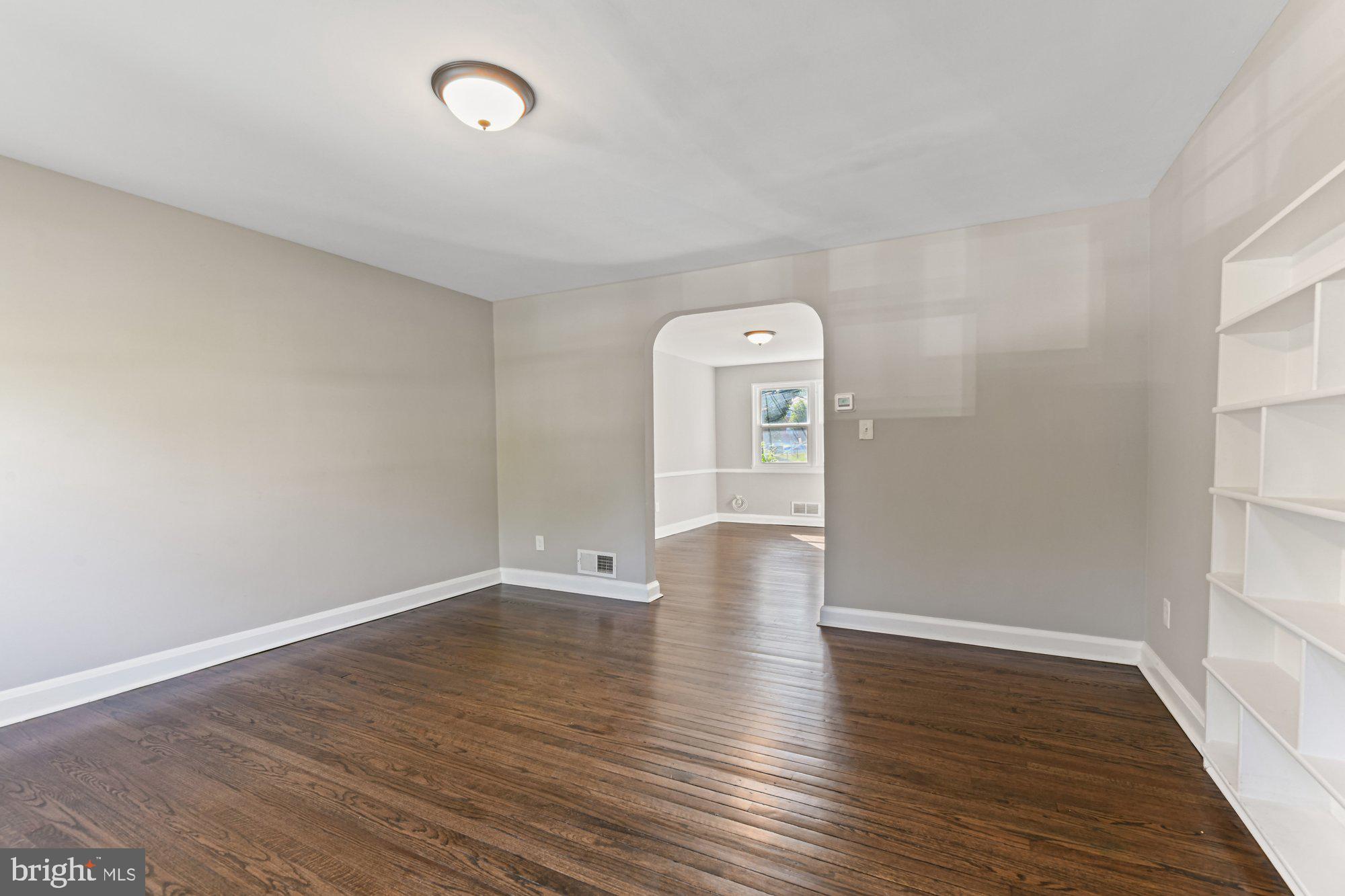 943 Masefield Road Baltimore, MD 21207 - Photo 5 of 22