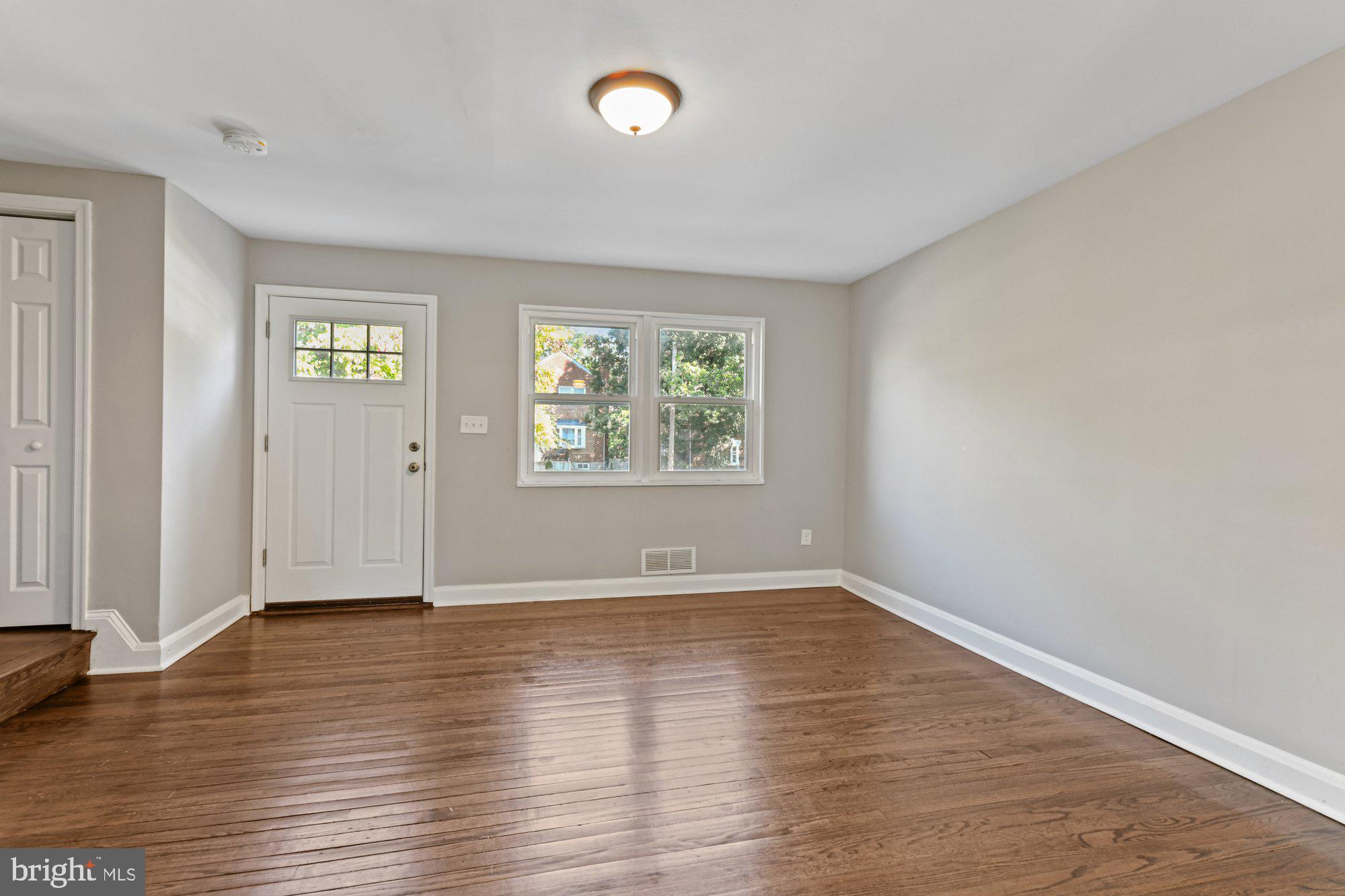 943 Masefield Road Baltimore, MD 21207 - Photo 6 of 22
