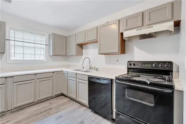 $1,500 | 968 Sexton Drive, Stone Mountain, GA 30083