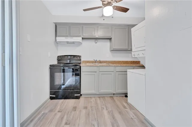 $1,500 | 968 Sexton Drive, Stone Mountain, GA 30083