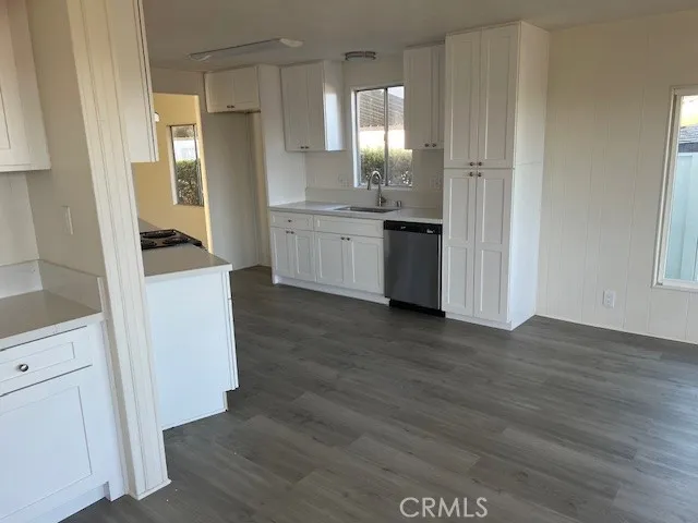 $176,000 | 24303 Woolsey Canyon Road, Unit 142, Canoga Park, CA 91304
