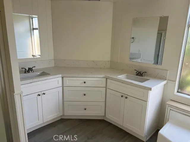 $176,000 | 24303 Woolsey Canyon Road, Unit 142, Canoga Park, CA 91304