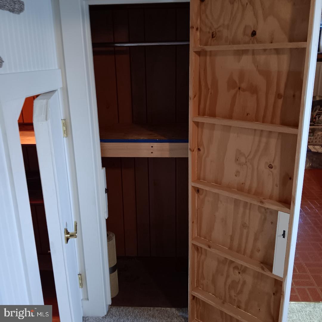 6948 Broening Road Baltimore, MD 21222 - Photo 25 of 49 Lower storage