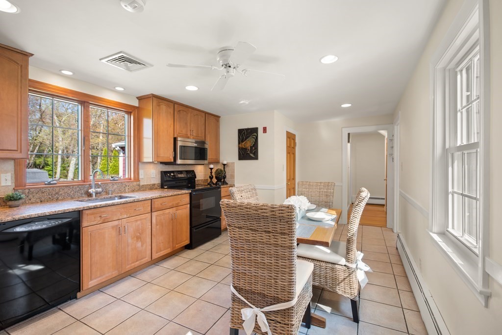 5 Lovell Road Lynnfield, MA 01940 - Photo 8 of 28 Gallery Image 8