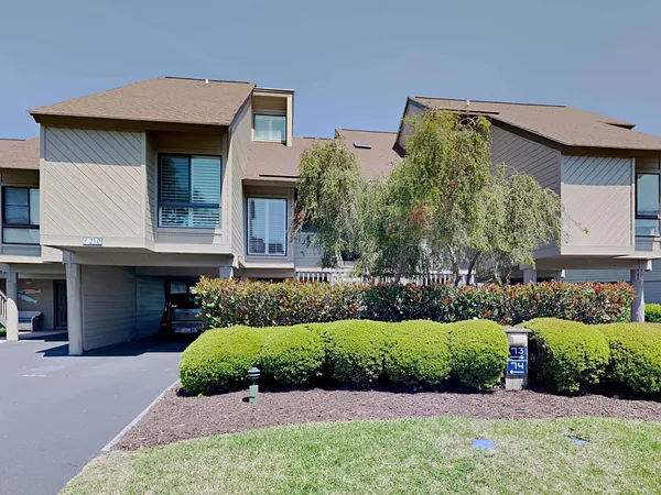 $615,000 | 210 Heron Marsh Drive, Unit 74, Pawleys Island, SC 29585