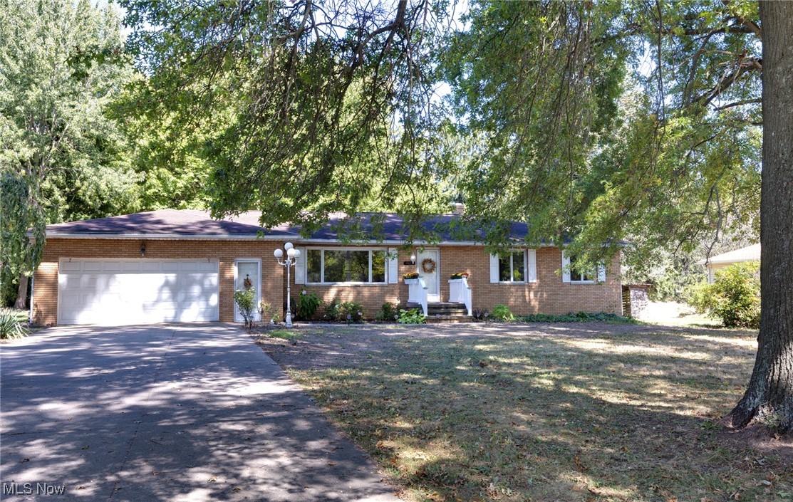 3433 Greenwich Road Barberton, OH 44203 - Photo 1 of 41 Welcome to 3433 Greenwich Rd!