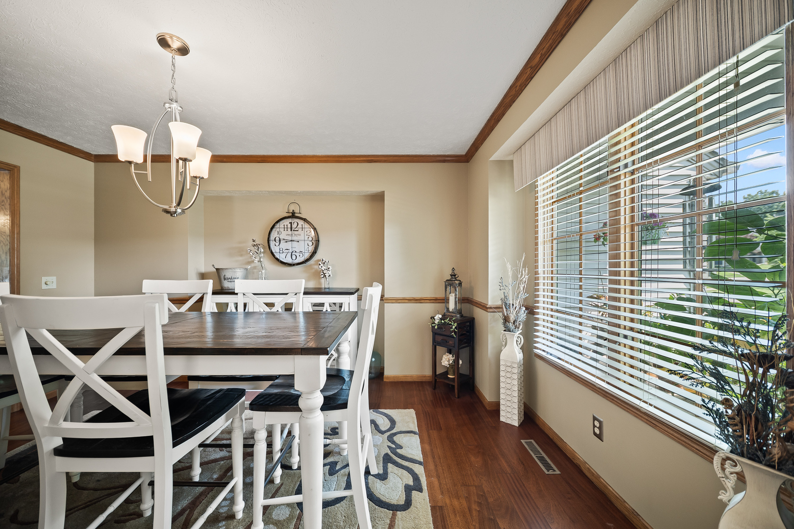 1770 Plum Tree Road Bettendorf, IA 52722 - Photo 11 of 45
