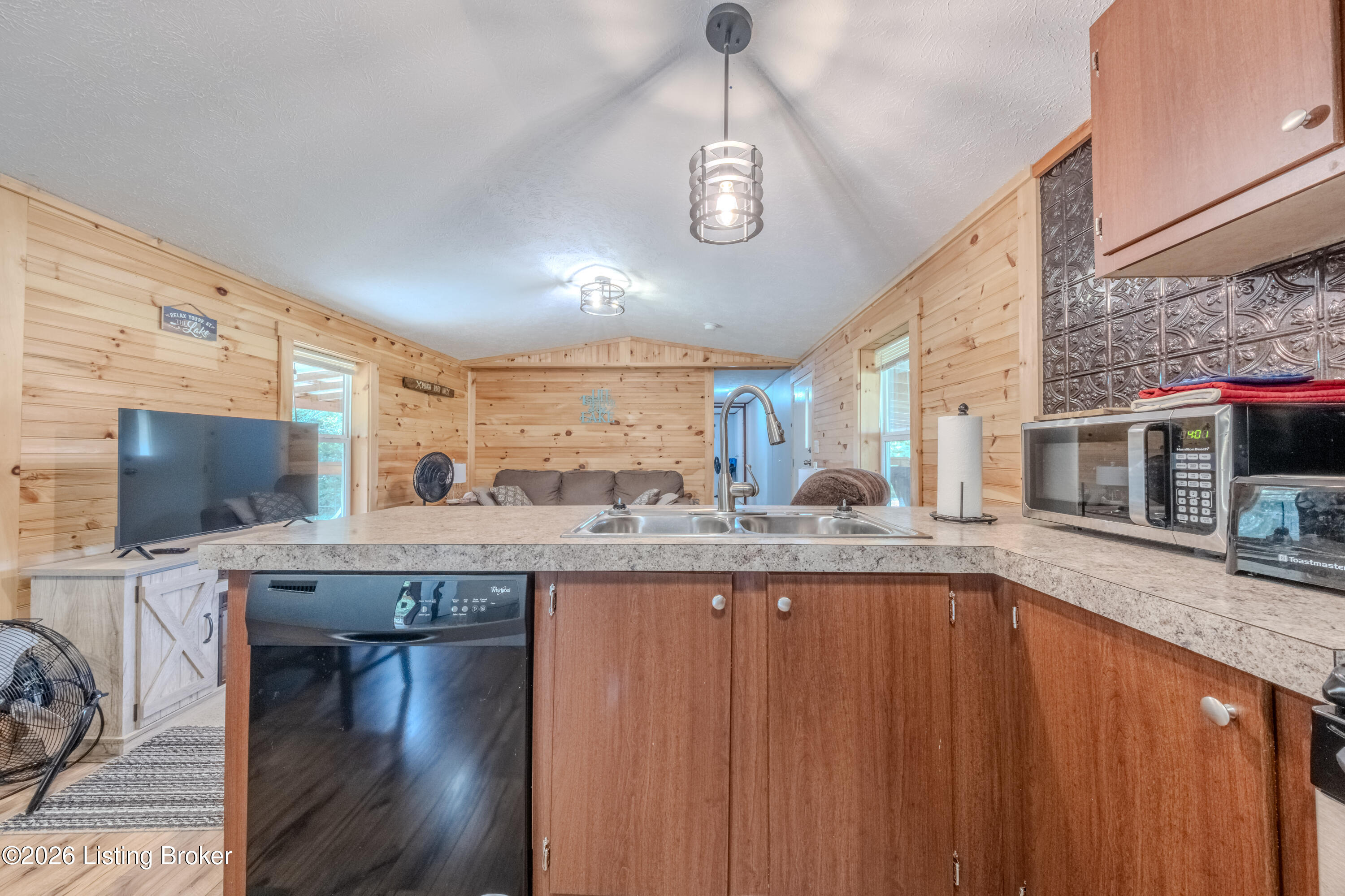1287 Mercer Bend Road Leitchfield, KY 42754 - Photo 12 of 53 10-_DSF9130-HDR