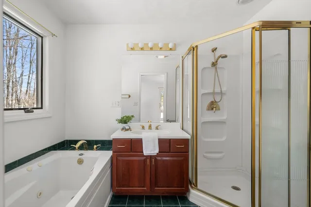 $650,000 | 41 Martins Pond Road, Groton, MA 01450