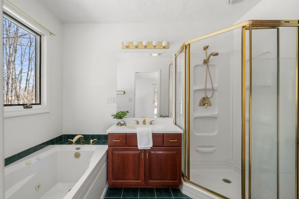 41 Martins Pond Road Groton, MA 01450 - Photo 18 of 30