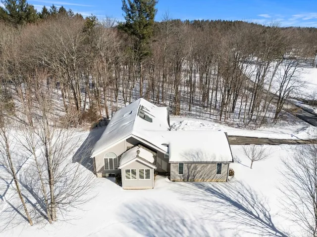 $650,000 | 41 Martins Pond Road, Groton, MA 01450