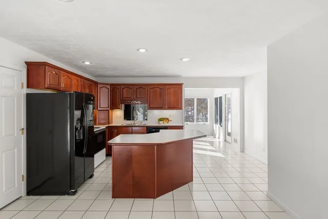 $650,000 | 41 Martins Pond Road, Groton, MA 01450