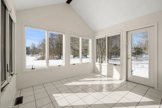 $650,000 | 41 Martins Pond Road, Groton, MA 01450