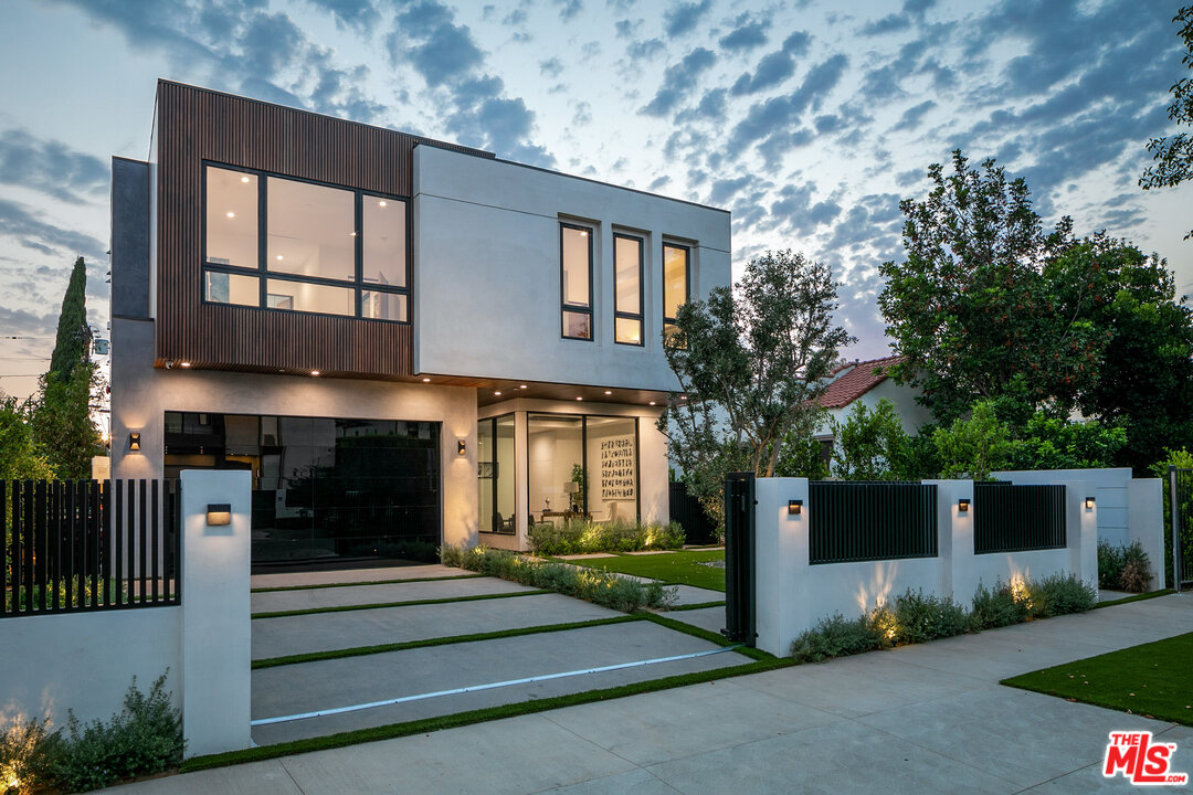729 North Kilkea Drive Los Angeles, CA 90046 - Photo 1 of 53