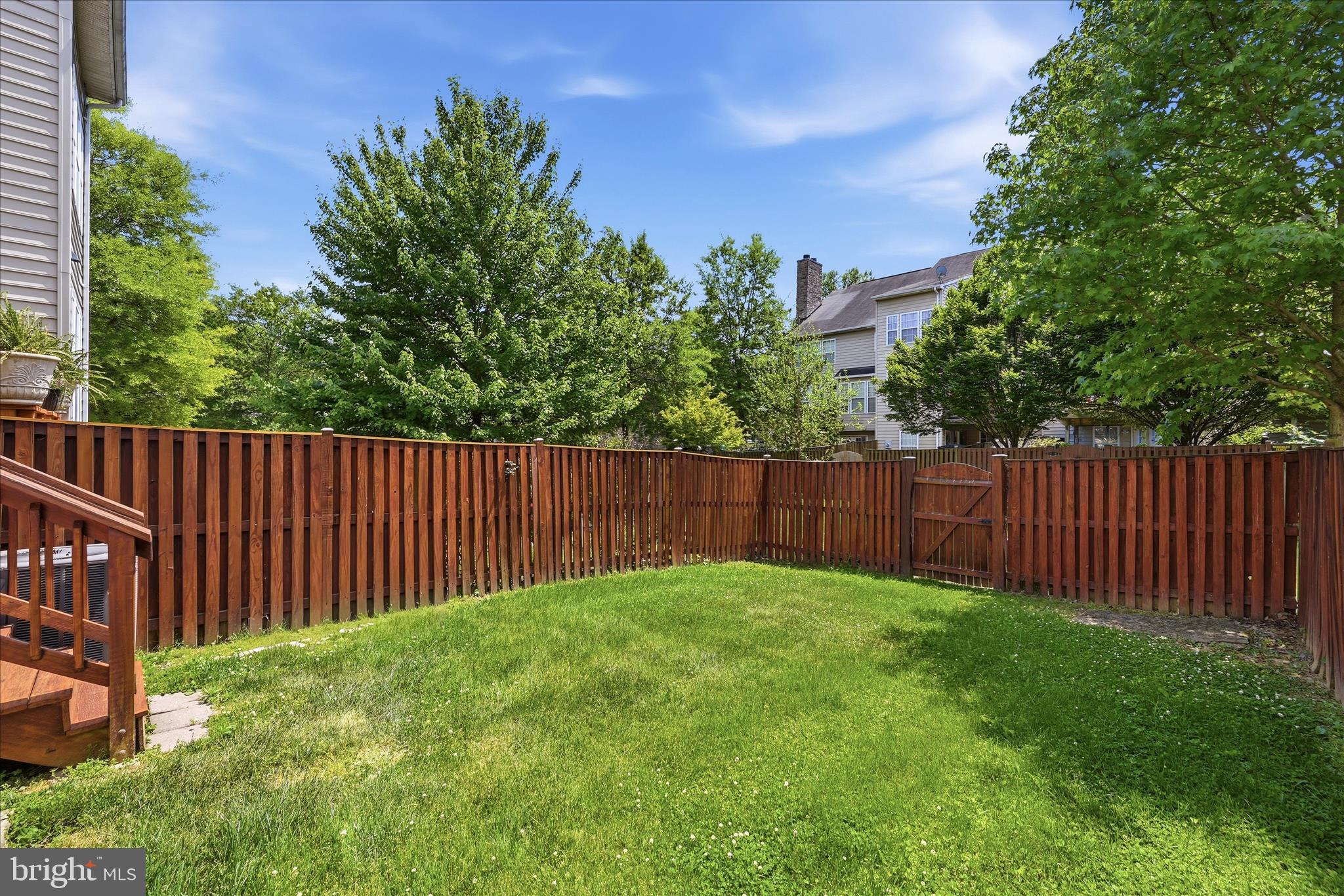 405 Leeds Ridge Court Purcellville, VA 20132 - Photo 46 of 64 Backyard