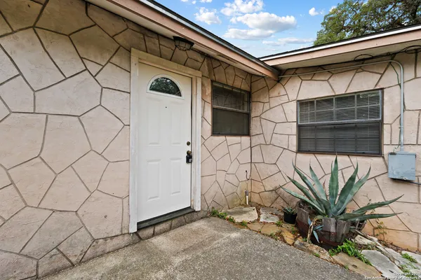 $1,525 | 9423 Aqua Dr W, Boerne, TX 78006