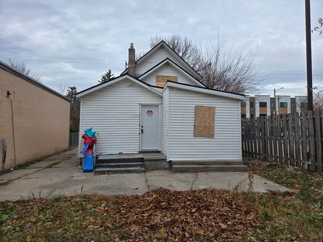 $239,900 | 914 Fulton Street West, Grand Rapids, MI 49504