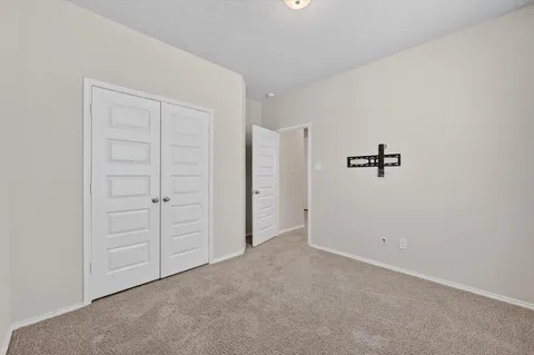 $325,000 | 1629 Hinckley Avenue, Providence Village, TX 76227