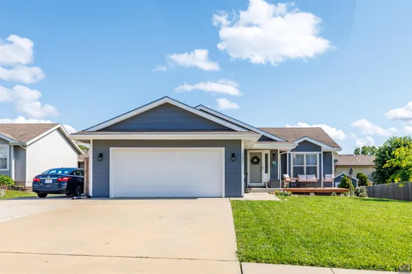 $310,000 | 7031 Southwest 17th Terrace, Topeka, KS 66615
