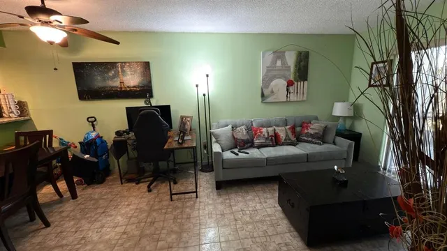 $197,900 | 3181 Southwest 13th Street, Unit 114, Miami, FL 33145