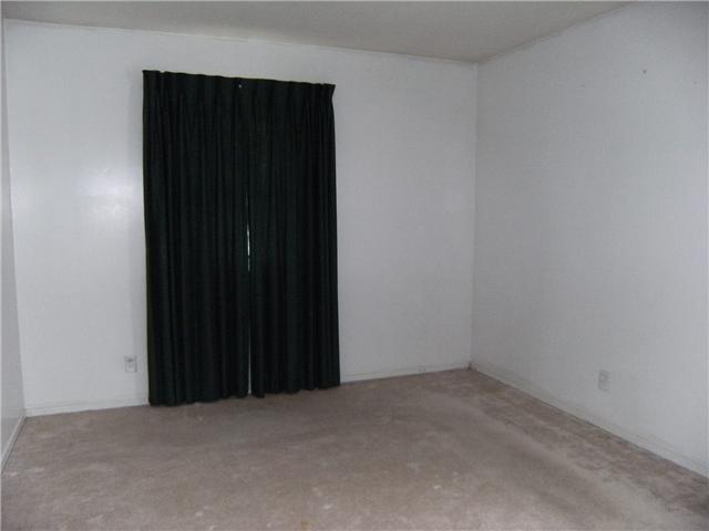 421 Lombard Road Columbus, OH 43228 - Photo 13 of 24 Gallery Image 13