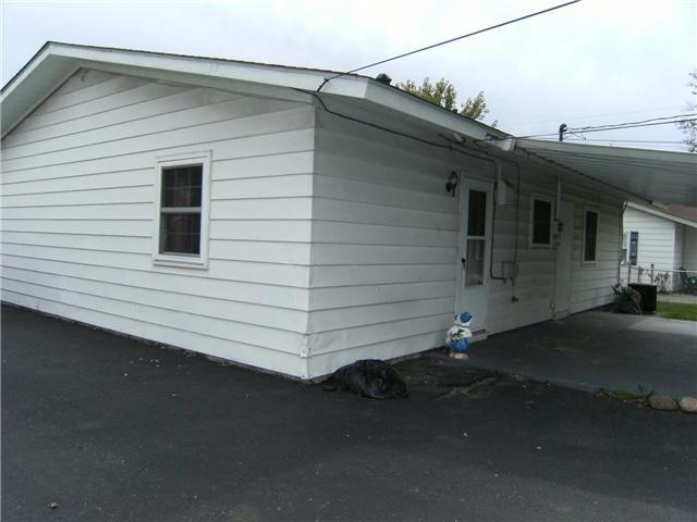 421 Lombard Road Columbus, OH 43228 - Photo 20 of 24 Gallery Image 20