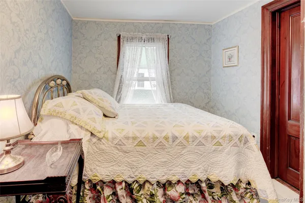 $4,000 | 317 South Street, Greenport, NY 11944