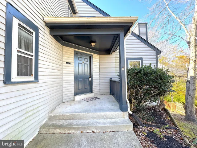 $2,800 | 12214 Dapple Gray Court, Woodbridge, VA 22192