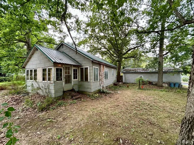 $107,000 | 3120 East 700 North, Howe, IN 46746