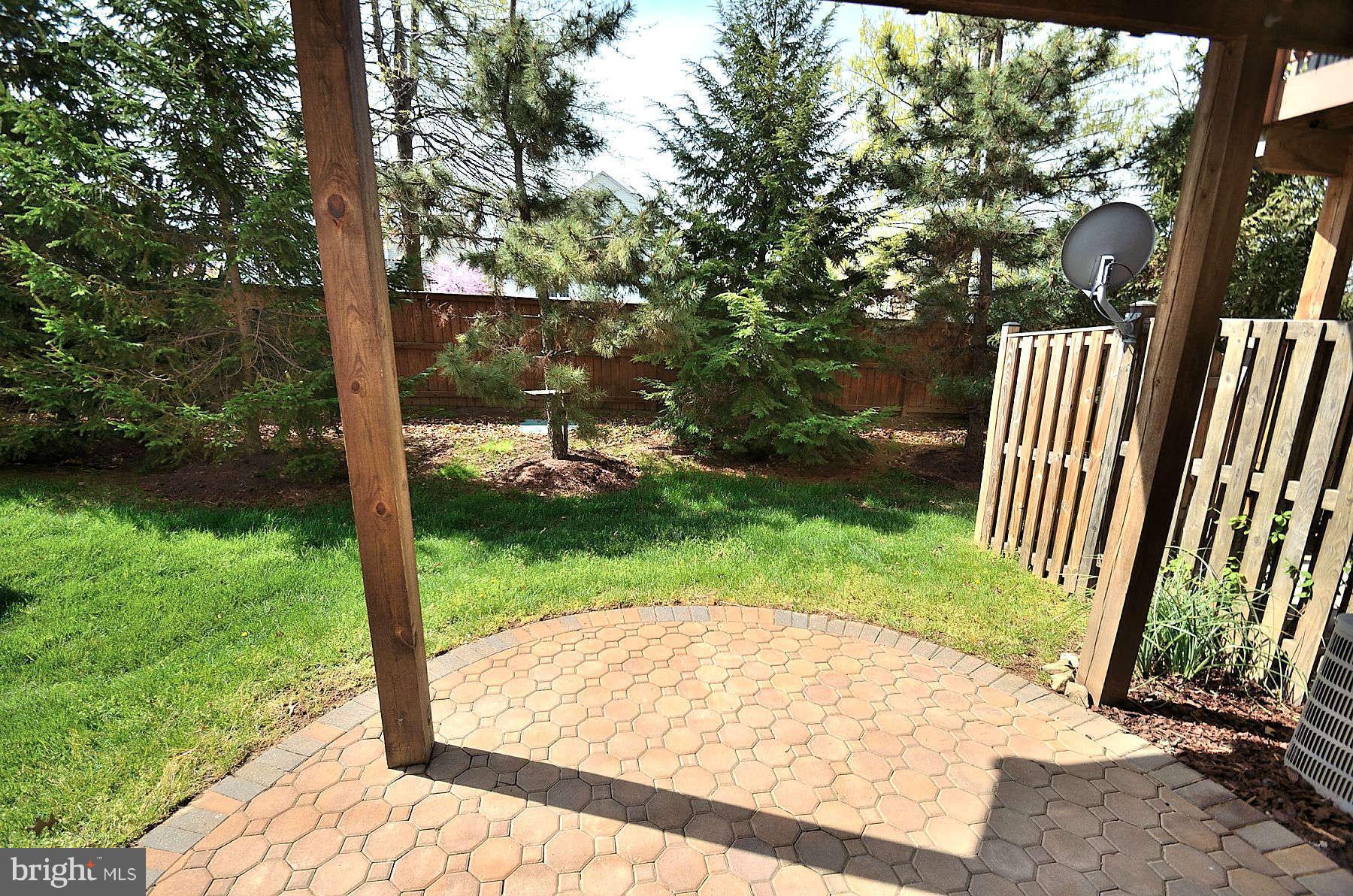 11459 Log Ridge Drive Fairfax, VA 22030 - Photo 18 of 18 Additional view of Patio!