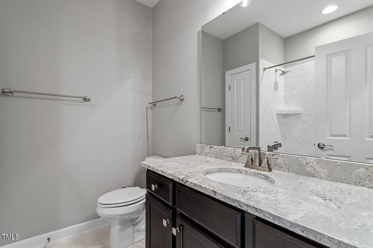 1414 Abbotsford Way Cary, NC 27519 - Photo 10 of 27 1414 Abbotsford Way_14