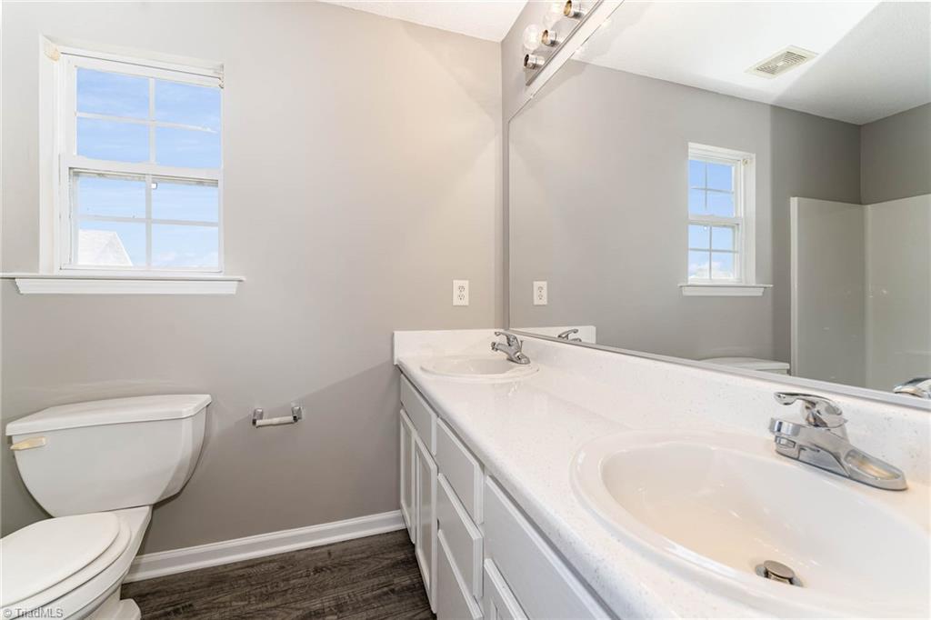5512 Jason Road Greensboro, NC 27405 - Photo 11 of 19 Gallery Image 11