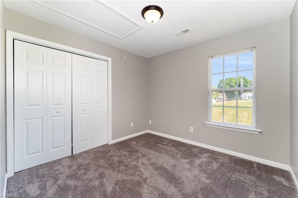 5512 Jason Road Greensboro, NC 27405 - Photo 13 of 19 Gallery Image 13