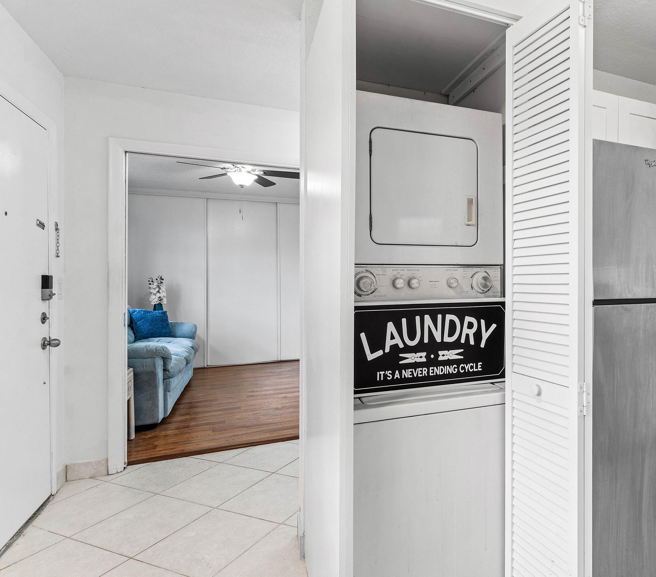 13899 Via Aurora, Unit C Delray Beach, FL 33484 - Photo 28 of 39 a view of a hallway