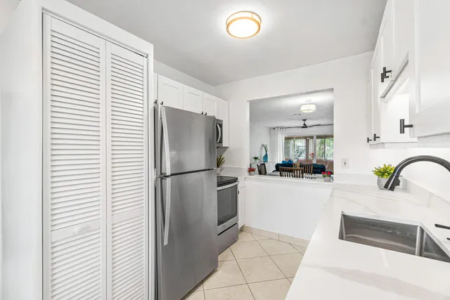 $1,900 | 13899 Via Aurora, Unit C, Delray Beach, FL 33484