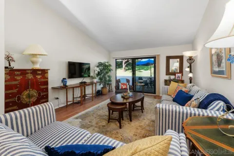 $725,000 | 17811 Corte Huasco, Unit 69, San Diego, CA 92128