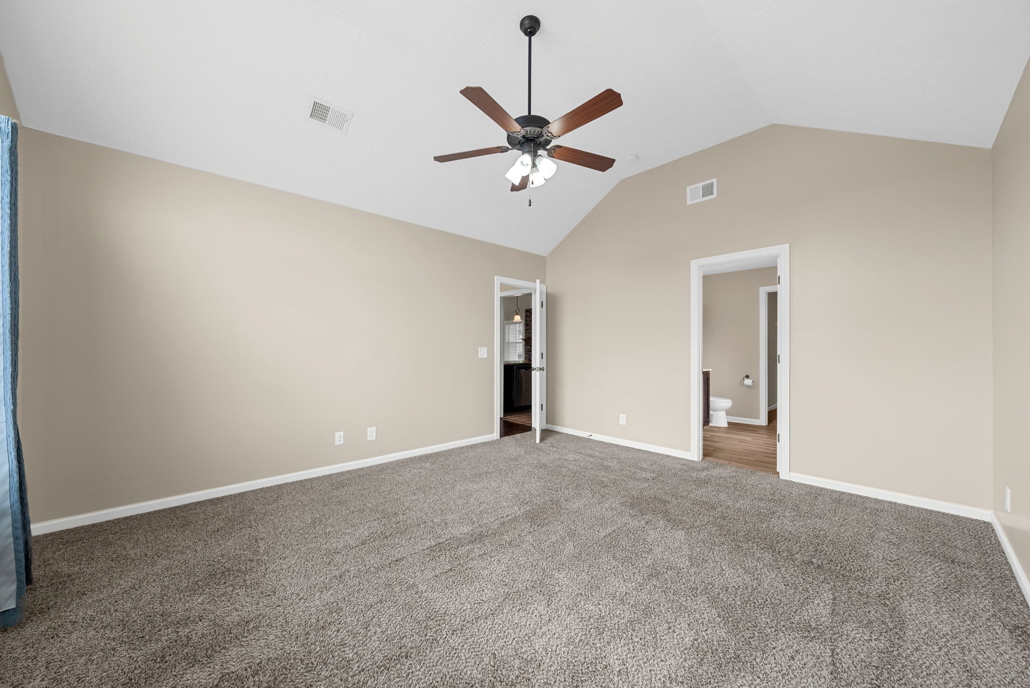 1227 Brigade Drive Clarksville, TN 37043 - Photo 16 of 39 a view of an empty room