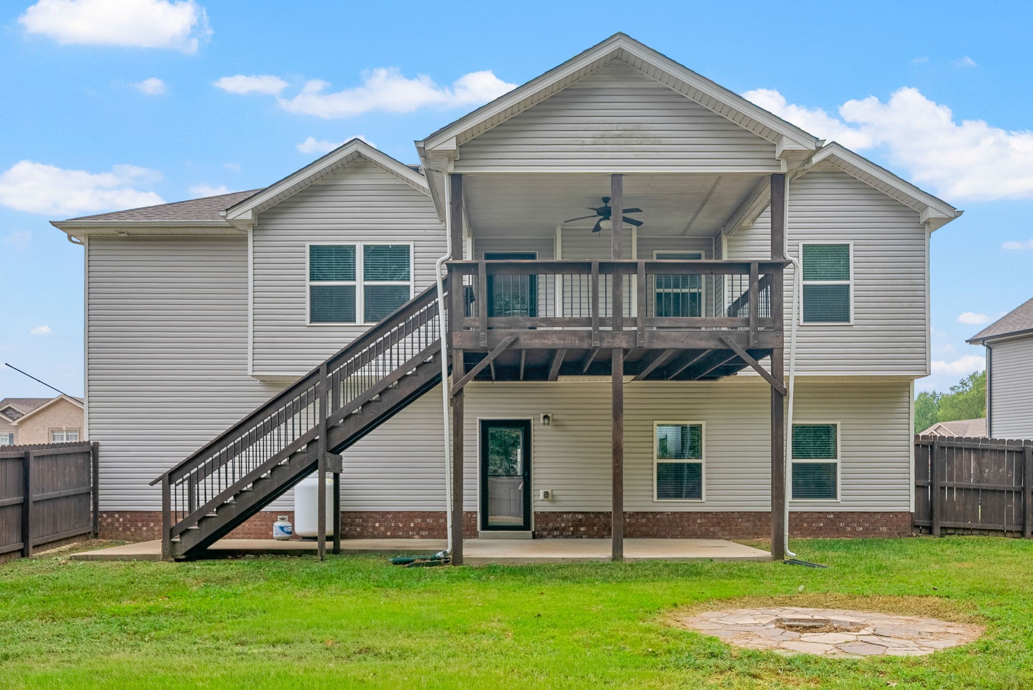 1227 Brigade Drive Clarksville, TN 37043 - Photo 37 of 39 a front view of a house with a yard