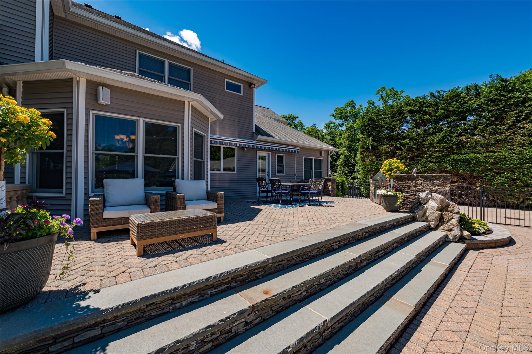 67 Sunny Road St. James, NY 11780 - Photo 39 of 50