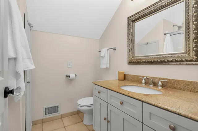 $675,000 | 5325 Chowen Avenue South, Minneapolis, MN 55410