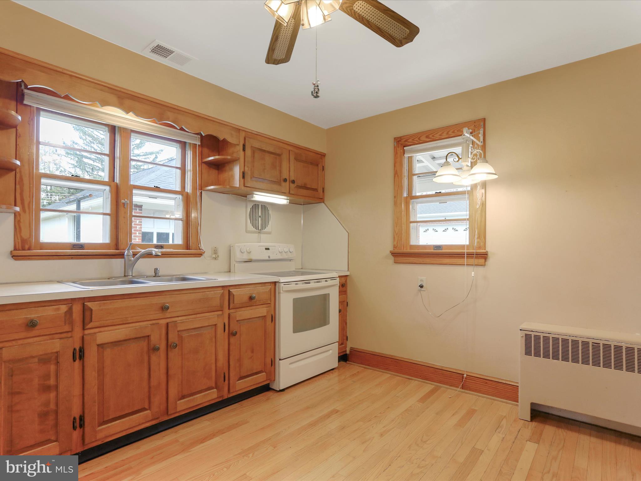 211 Broad Street Middletown, MD 21769 - Photo 23 of 35