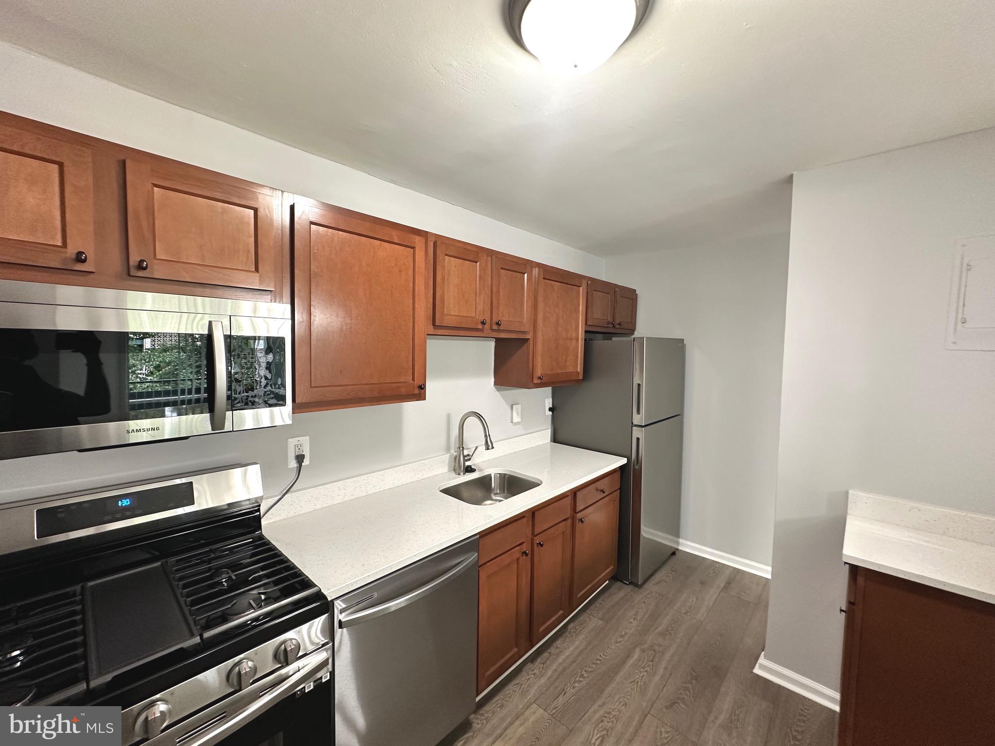 9278 Adelphi Road, Unit 304 Hyattsville, MD 20783 - Photo 11 of 29 Gallery Image 11