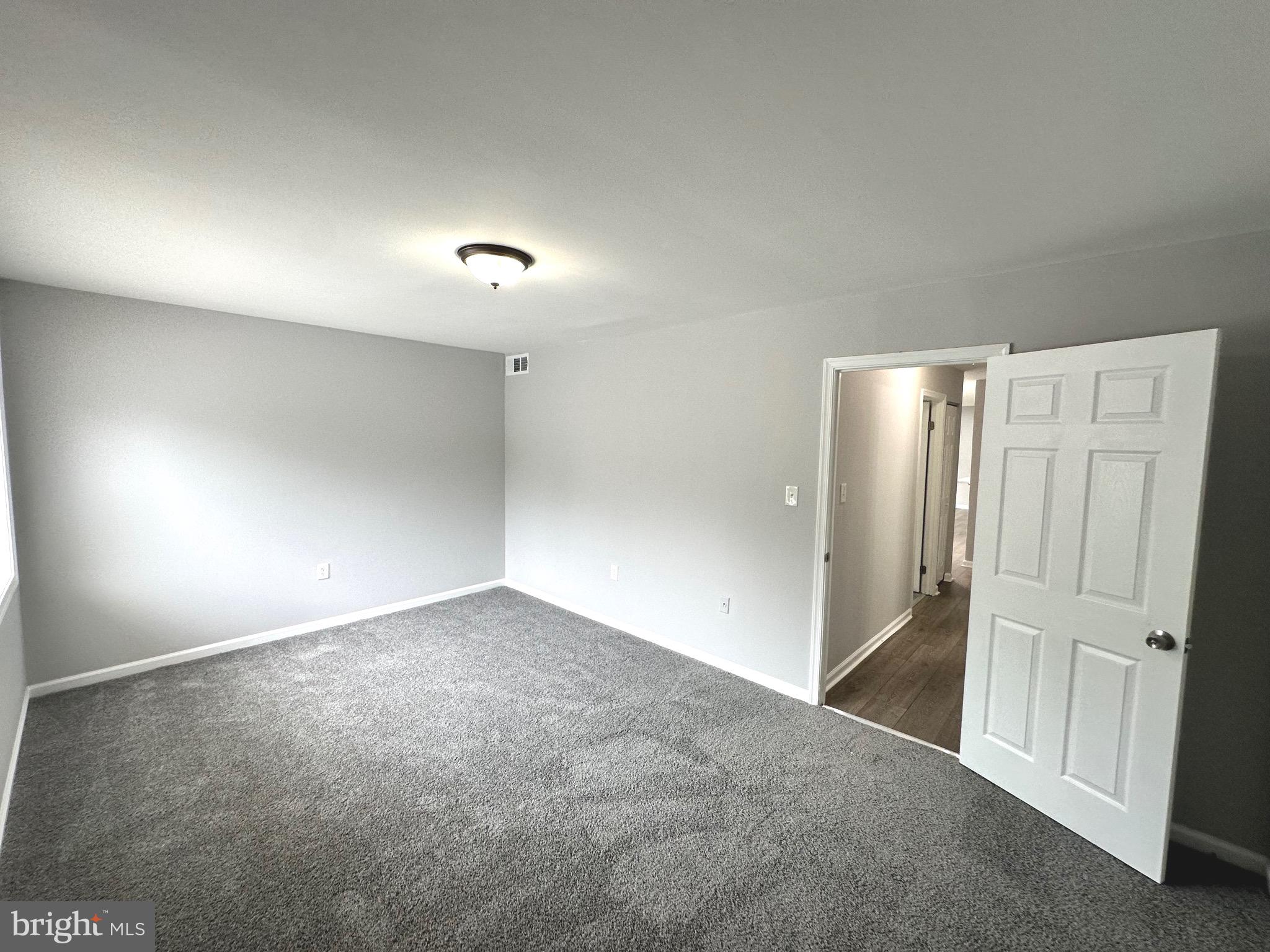 9278 Adelphi Road, Unit 304 Hyattsville, MD 20783 - Photo 17 of 29 Gallery Image 17