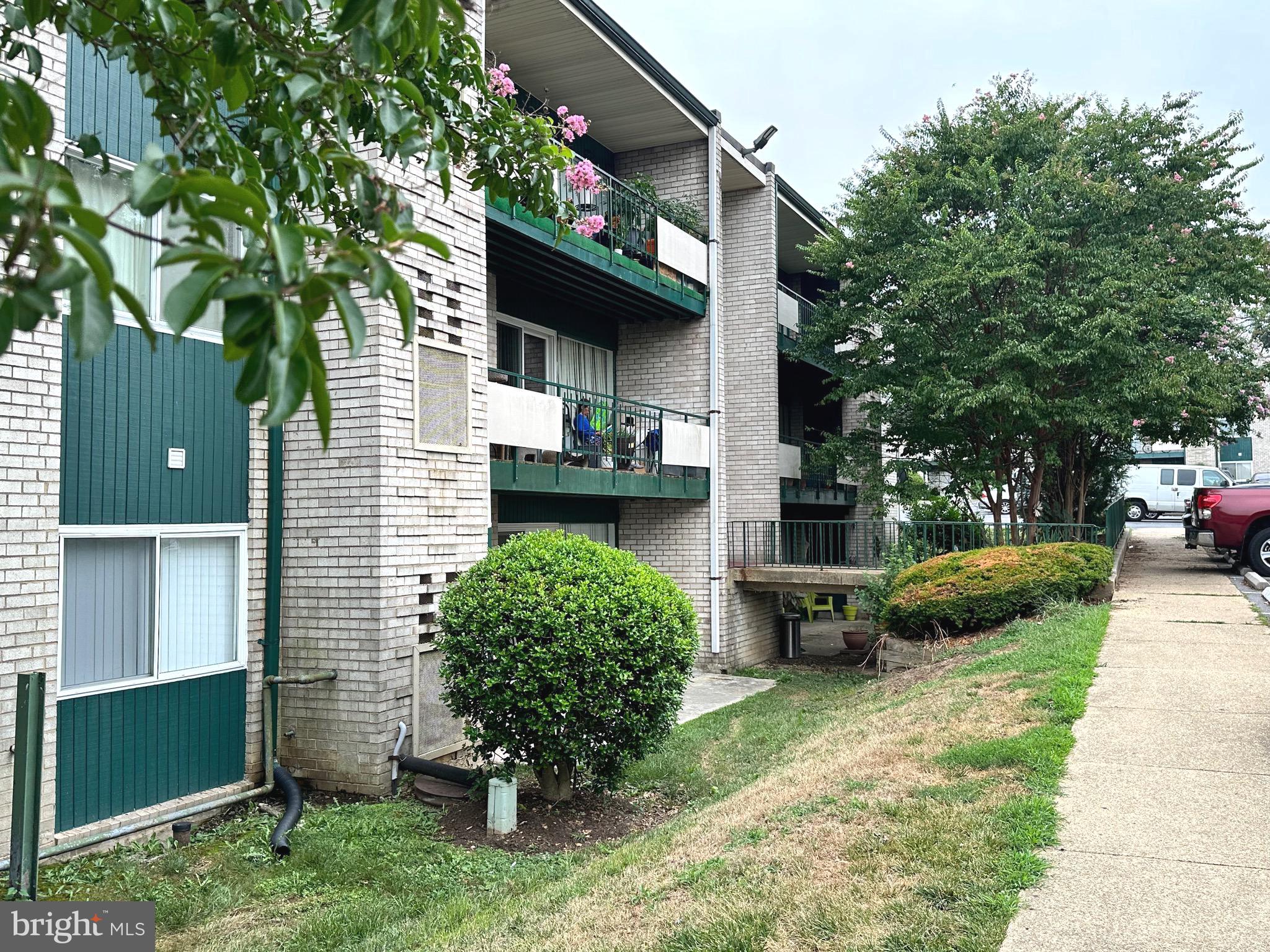 9278 Adelphi Road, Unit 304 Hyattsville, MD 20783 - Photo 28 of 29 Gallery Image 28