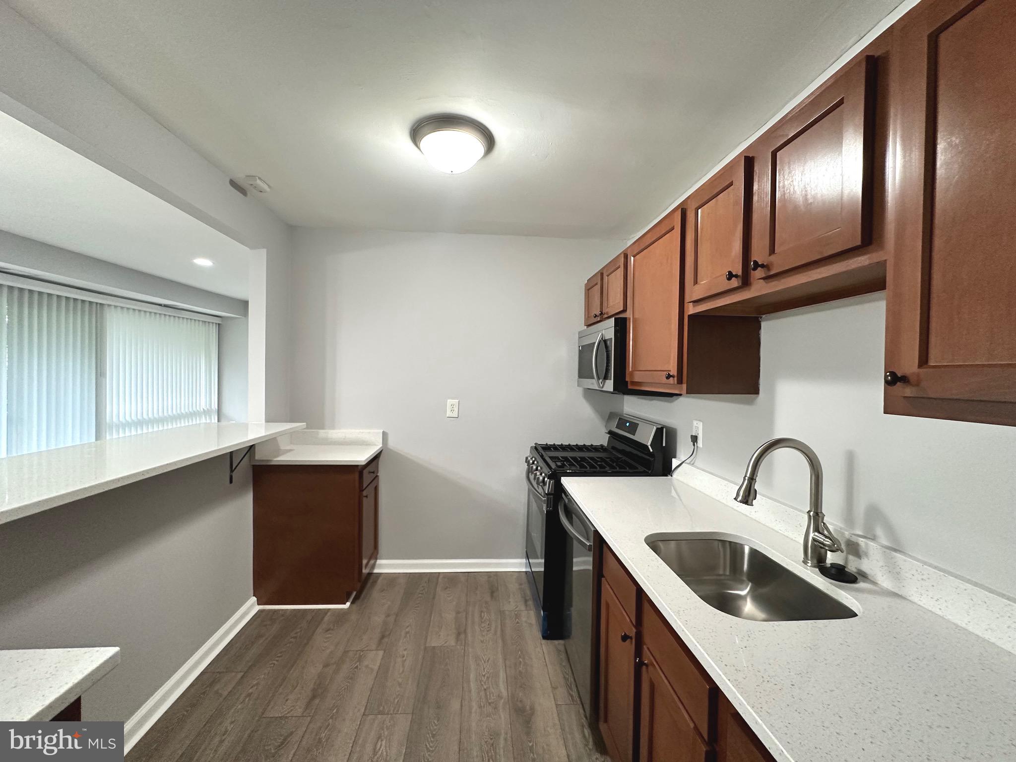 9278 Adelphi Road, Unit 304 Hyattsville, MD 20783 - Photo 10 of 29 Gallery Image 10